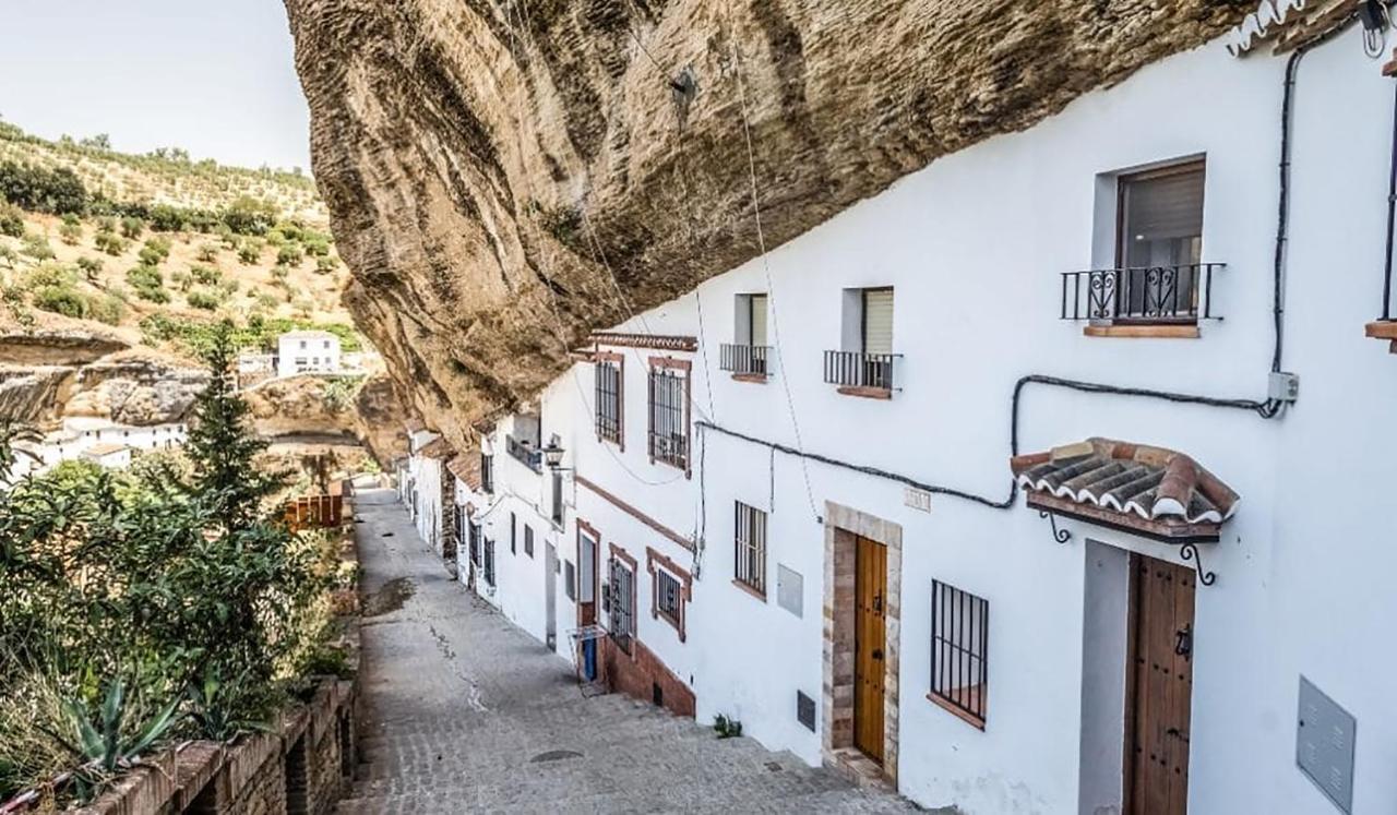 Setenil De Las Bodegas Hotel Tugasa El Almendral מראה חיצוני תמונה