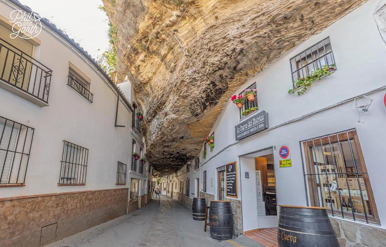 Setenil De Las Bodegas Hotel Tugasa El Almendral מראה חיצוני תמונה