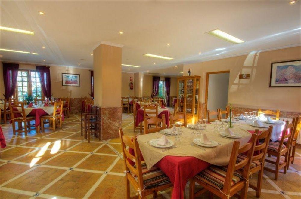 Setenil De Las Bodegas Hotel Tugasa El Almendral מראה חיצוני תמונה